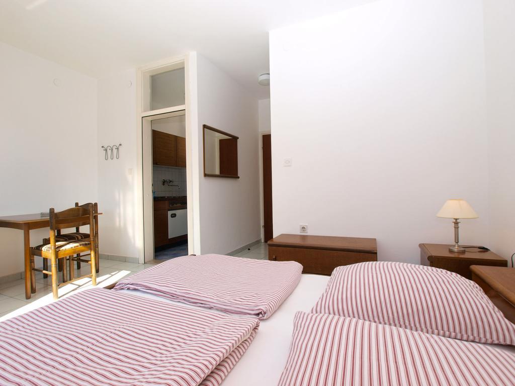 Apartments Zorka 1421 Pjescana Uvala Exterior foto